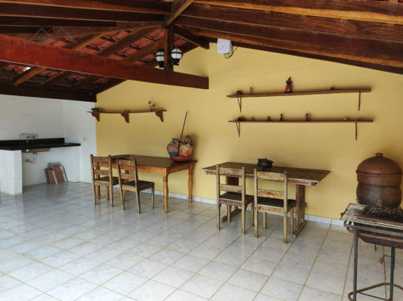 Imagem Casa com 5 Quartos à Venda, 450 m² em Jardim Carolina - Ubatuba Imagem Casa com 5 Quartos à Venda, 450 m² em Jardim Carolina - Ubatuba