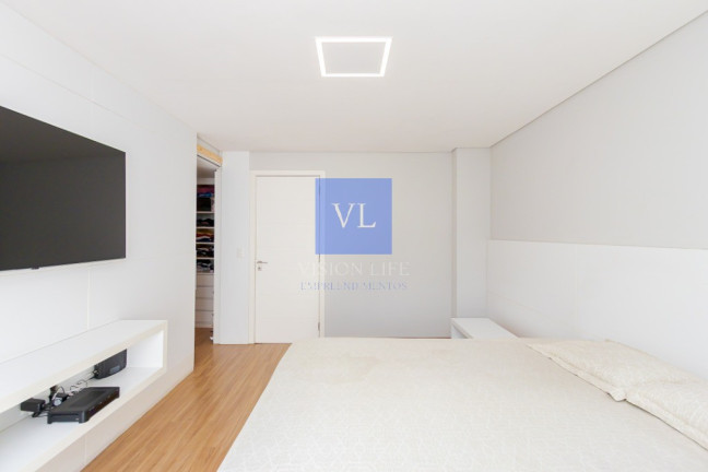 Imagem Casa com 4 Quartos à Venda, 278 m² em Santo Inácio - Curitiba