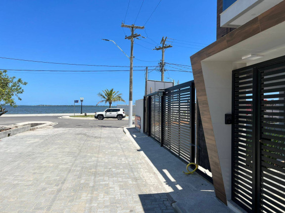 Imagem Apartamento com 2 Quartos à Venda, 82 m² em Centro - Araruama