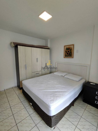 Imagem Apartamento com 3 Quartos para Temporada, 130 m² em Meia Praia - Itapema Imagem Apartamento com 3 Quartos para Temporada, 130 m² em Meia Praia - Itapema