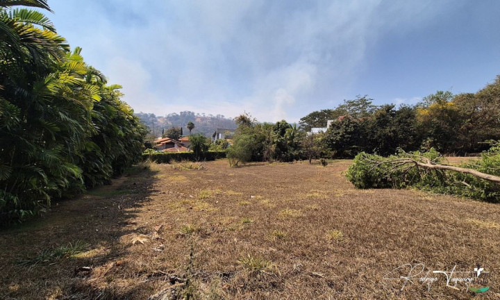 Terreno à Venda, 1.821 m² em Residencial Aldeia Do Vale - Goiânia