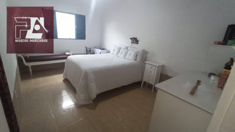 Imagem Chácara com 3 Quartos à Venda, 3.000 m² em área Rural De Lorena - Lorena Imagem Chácara com 3 Quartos à Venda, 3.000 m² em área Rural De Lorena - Lorena