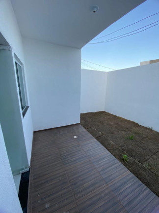Imagem Casa com 2 Quartos à Venda, 90 m² em Arembepe - Camaçari