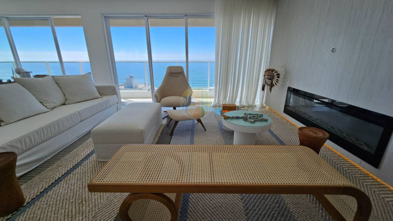 Imagem Apartamento com 4 Quartos à Venda, 222 m² em Praia Brava - Itajaí
