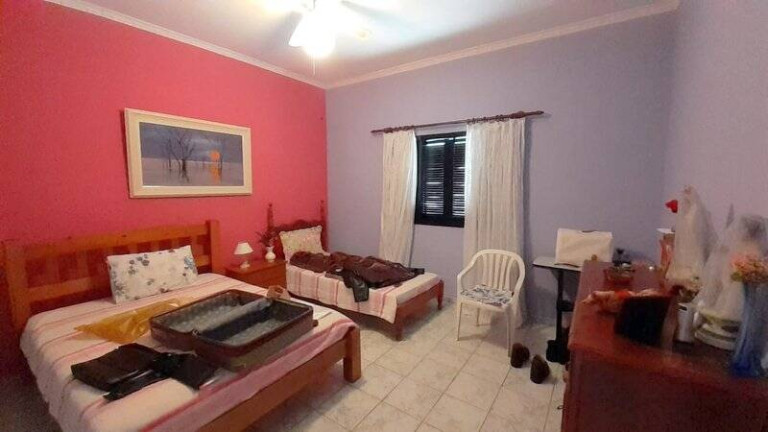 Imagem Casa com 4 Quartos à Venda, 555 m² em Centro - Peruíbe Imagem Casa com 4 Quartos à Venda, 555 m² em Centro - Peruíbe