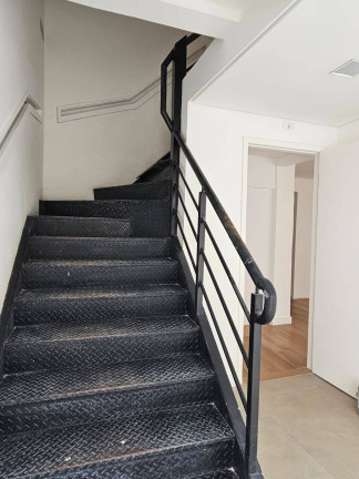 Imagem Casa com 12 Quartos para Alugar, 135 m² em Gonzaga - Santos Imagem Casa com 12 Quartos para Alugar, 135 m² em Gonzaga - Santos
