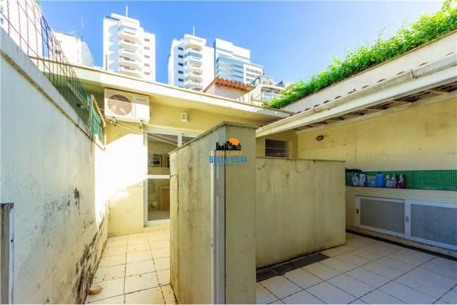 Imagem Casa com 3 Quartos à Venda,  em Vila Nova Conceição - São Paulo