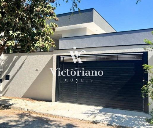 Casa com 3 Quartos à Venda, 250 m² em Loteamento Villa Branca - Jacareí