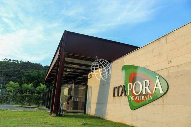 Imagem Casa com 4 Quartos à Venda, 480 m² em Condomínio Itaporã - Atibaia