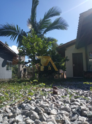 Imagem Imóvel com 2 Quartos à Venda, 120 m² em Ressacada - Garopaba Imagem Imóvel com 2 Quartos à Venda, 120 m² em Ressacada - Garopaba