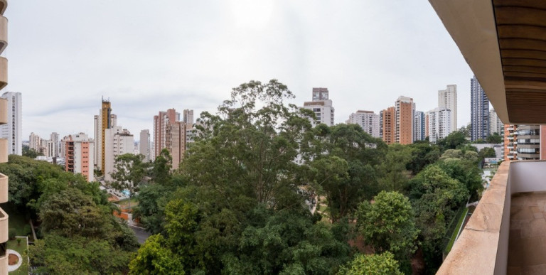 Imagem Imóvel com 4 Quartos à Venda,  em Morumbi - São Paulo