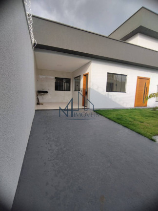 Casa com 3 Quartos à Venda, 174 m² em Setor Orientville - Goiânia