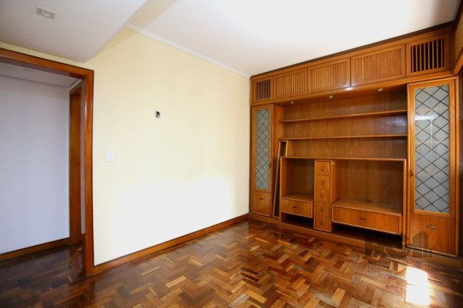 Imagem Apartamento com 3 Quartos à Venda, 93 m² em Independência - Porto Alegre Imagem Apartamento com 3 Quartos à Venda, 93 m² em Independência - Porto Alegre