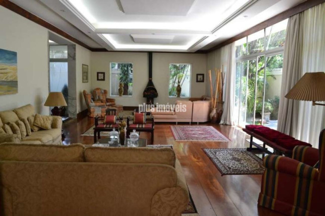 Imagem Casa com 4 Quartos à Venda, 650 m² em Jardim Paulista - São Paulo Imagem Casa com 4 Quartos à Venda, 650 m² em Jardim Paulista - São Paulo