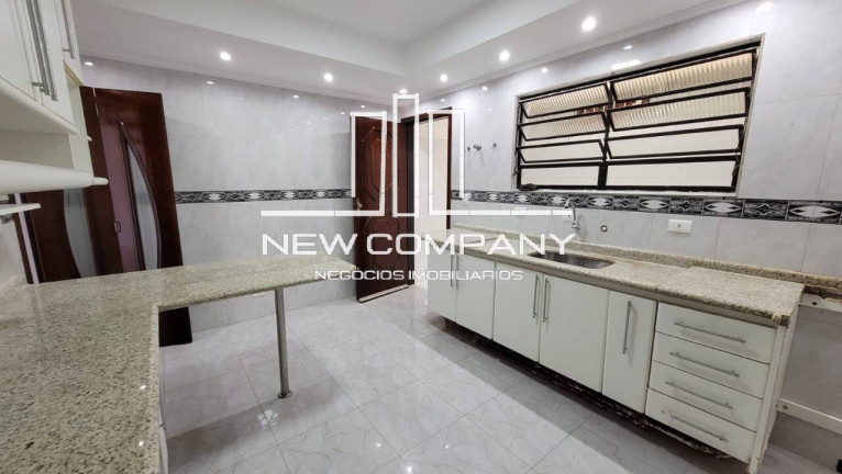 Imagem Casa com 3 Quartos à Venda,  em Vila Eldizia - Santo André