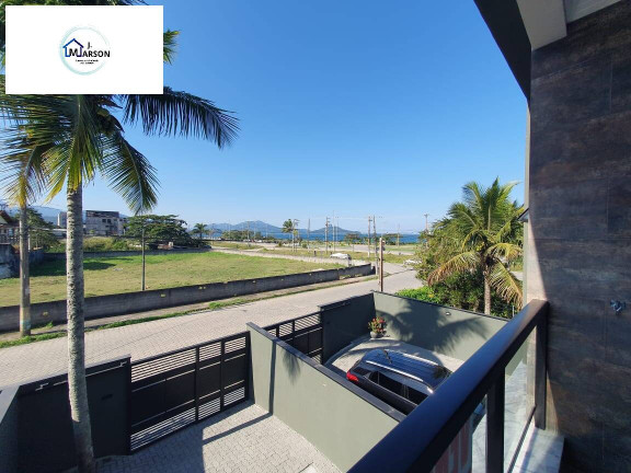 Sobrado com 3 Quartos à Venda, 276 m² em Massaguaçu - Caraguatatuba