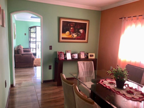 Imagem Casa com 3 Quartos à Venda, 456 m² em Retiro - Volta Redonda Imagem Casa com 3 Quartos à Venda, 456 m² em Retiro - Volta Redonda