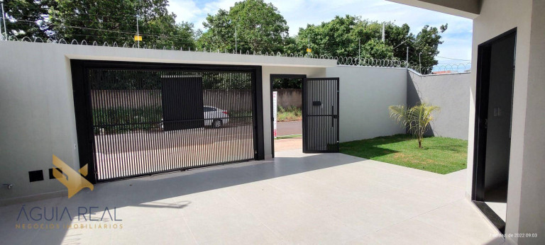 Imagem Casa com 3 Quartos à Venda, 165 m² em Vila Morumbi - Campo Grande Imagem Casa com 3 Quartos à Venda, 165 m² em Vila Morumbi - Campo Grande