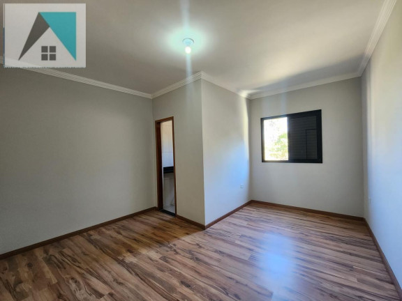 Imagem Casa com 3 Quartos à Venda, 169 m² em Santa Terezinha (jordanésia) - Cajamar Imagem Casa com 3 Quartos à Venda, 169 m² em Santa Terezinha (jordanésia) - Cajamar