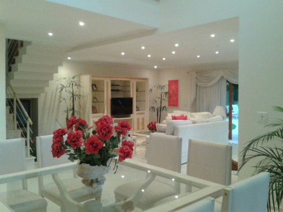Imagem Casa com 3 Quartos à Venda, em Vila Machado - Mairiporã Imagem Casa com 3 Quartos à Venda, em Vila Machado - Mairiporã
