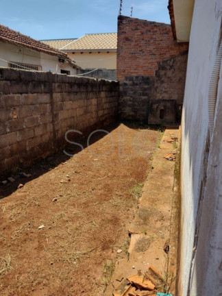 Imagem Casa com 1 Quarto à Venda, 180 m² em Vila Gaspar (vila Xavier) - Araraquara Imagem Casa com 1 Quarto à Venda, 180 m² em Vila Gaspar (vila Xavier) - Araraquara