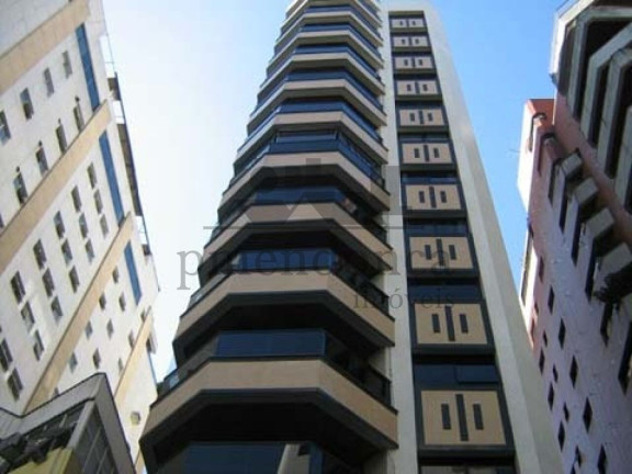 Apartamento com 3 Quartos à Venda, 180 m² em Higienópolis - São Paulo