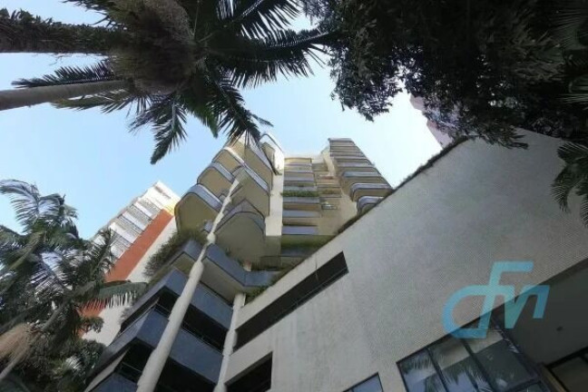 Apartamento com 4 Quartos para Alugar, 430 m² em Jardim Vitória Régia - São Paulo