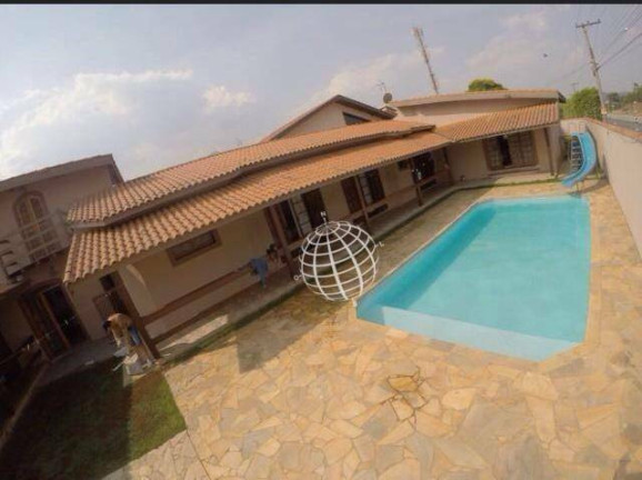 Casa com 3 Quartos à Venda, 420 m² em Vila Loanda - Atibaia