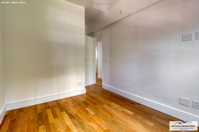 Imagem Apartamento com 3 Quartos à Venda, 161 m² em Vila Olimpia - São Paulo