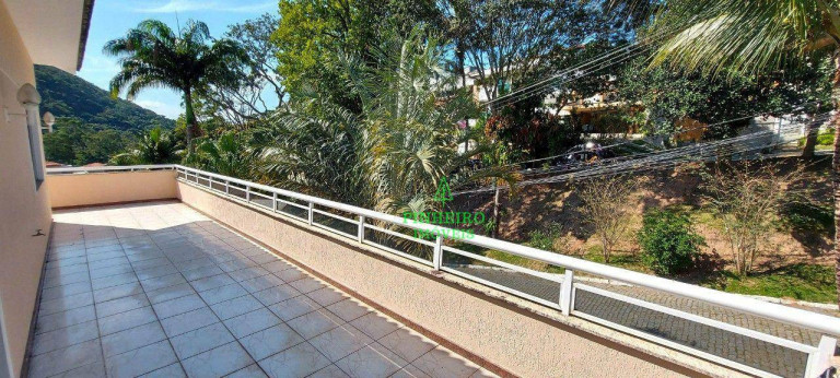 Imagem Casa com 4 Quartos à Venda, 461 m² em Camboinhas - Niterói Imagem Casa com 4 Quartos à Venda, 461 m² em Camboinhas - Niterói