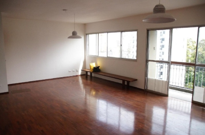 Imagem Imóvel com 3 Quartos à Venda, 150 m² em Vila Andrade - São Paulo