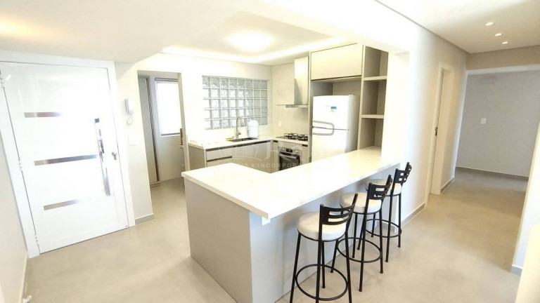 Imagem Apartamento com 3 Quartos para Alugar, 131 m² em Centro - Balneário Camboriú Imagem Apartamento com 3 Quartos para Alugar, 131 m² em Centro - Balneário Camboriú
