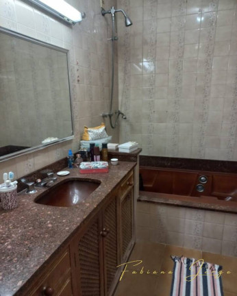 Imagem Casa com 3 Quartos à Venda, 262 m² em Vila Marieta - Campinas
