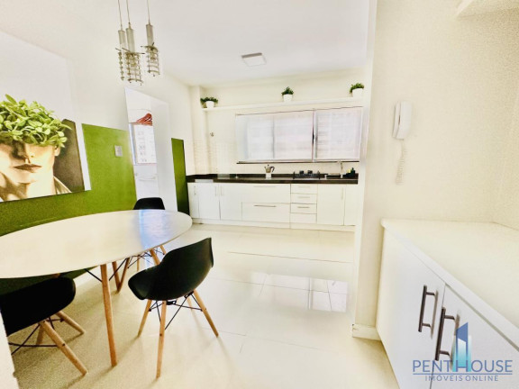 Imagem Apartamento com 3 Quartos à Venda, 225 m² em Centro - Balneário Camboriú Imagem Apartamento com 3 Quartos à Venda, 225 m² em Centro - Balneário Camboriú