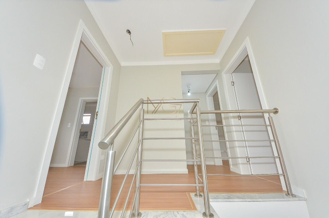 Imagem Casa com 3 Quartos à Venda, 121 m² em Xaxim - Curitiba