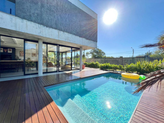 Imagem Casa com 3 Quartos à Venda, 430 m² em Dubai - Capao Da Canoa Imagem Casa com 3 Quartos à Venda, 430 m² em Dubai - Capao Da Canoa