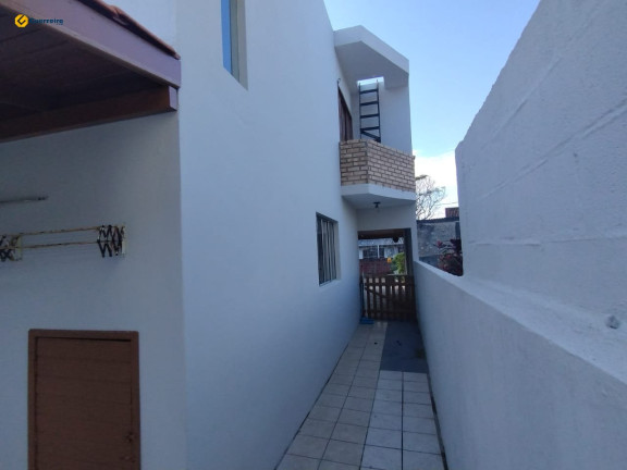Imagem Casa com 3 Quartos à Venda, 209 m² em Rio Tavares - Florianópolis