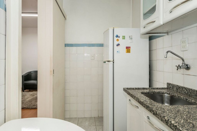 Imagem Apartamento com 1 Quarto à Venda, 27 m² em Centro Histórico - Porto Alegre Imagem Apartamento com 1 Quarto à Venda, 27 m² em Centro Histórico - Porto Alegre