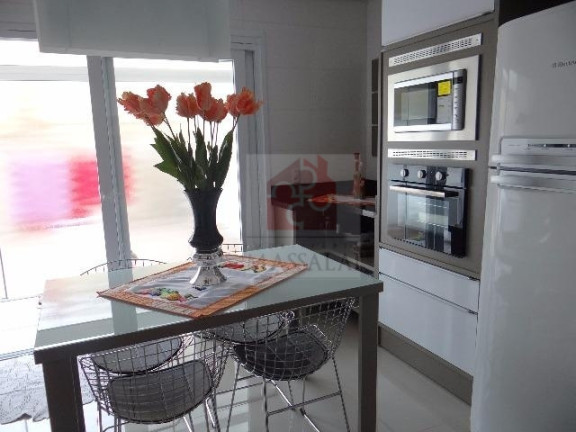 Imagem Casa com 3 Quartos à Venda, 201 m² em Hípica - Porto Alegre Imagem Casa com 3 Quartos à Venda, 201 m² em Hípica - Porto Alegre