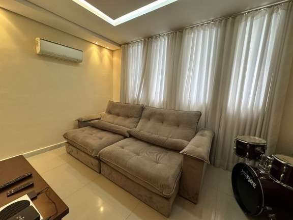 Imagem Casa com 4 Quartos à Venda, 488 m² em Cabral - Contagem Imagem Casa com 4 Quartos à Venda, 488 m² em Cabral - Contagem