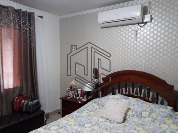 Imagem Casa com 2 Quartos à Venda, 85 m² em Vila Cascatinha - São Vicente