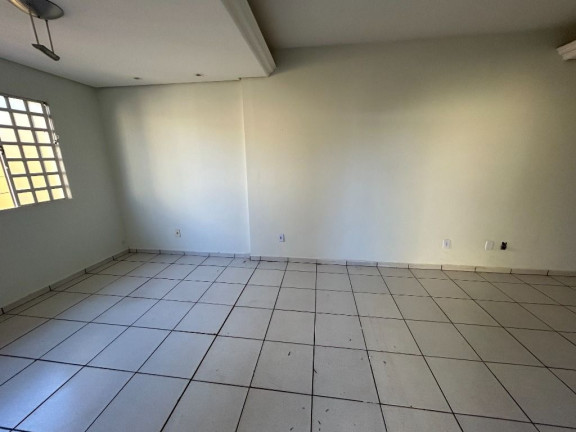 Imagem Sobrado com 3 Quartos à Venda, 146 m² em Jardim Santo Antonio - Goiânia