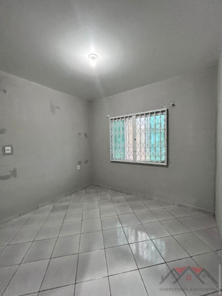 Imagem Casa com 3 Quartos à Venda, 469 m² em São Marcos - Joinville