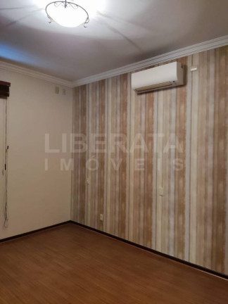 Imagem Casa com 3 Quartos à Venda, 293 m² em Champagnat - Londrina