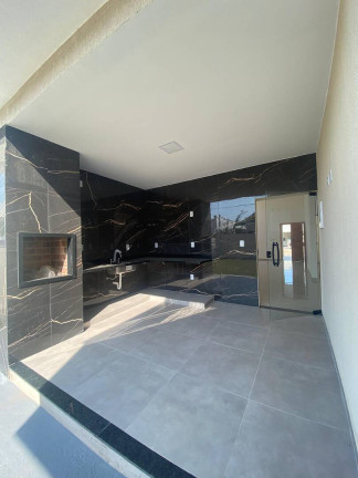 Imagem Casa com 3 Quartos à Venda,  em Cajueiros - Maricá