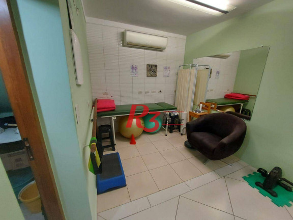 Imagem Casa com 9 Quartos à Venda, 300 m² em Vila Belmiro - Santos Imagem Casa com 9 Quartos à Venda, 300 m² em Vila Belmiro - Santos