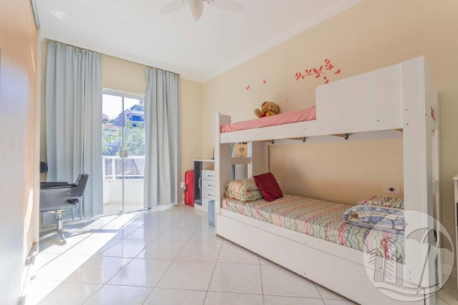 Imagem Casa com 5 Quartos à Venda, 259 m² em Ariribá - Balneário Camboriú