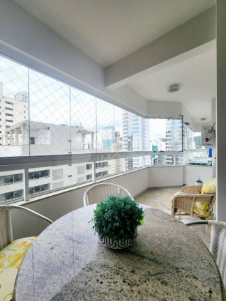 Imagem Apartamento com 4 Quartos à Venda, 124 m² em Centro - Balneário Camboriú Imagem Apartamento com 4 Quartos à Venda, 124 m² em Centro - Balneário Camboriú