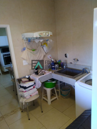 Imagem Casa com 3 Quartos à Venda, 250 m² em Vila Santista - Atibaia Imagem Casa com 3 Quartos à Venda, 250 m² em Vila Santista - Atibaia