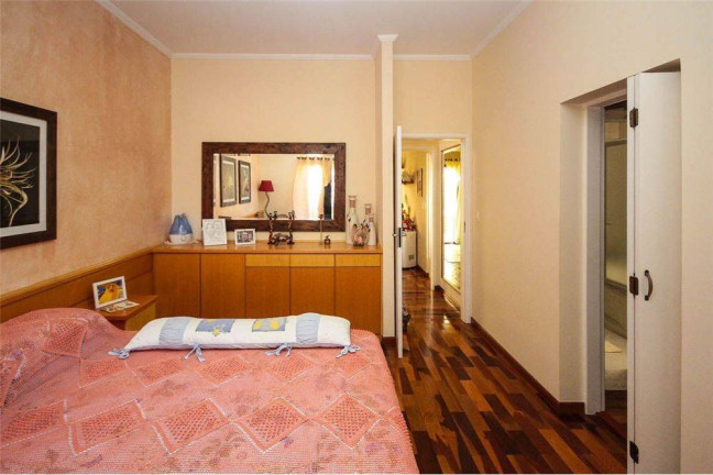 Imagem Casa com 2 Quartos à Venda, 180 m² em São Paulo